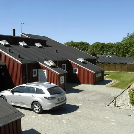 Holiday X Holiday home *