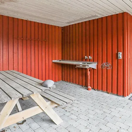 Holiday X Holiday home