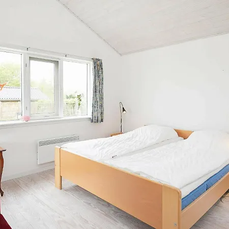 Holiday X Holiday home *